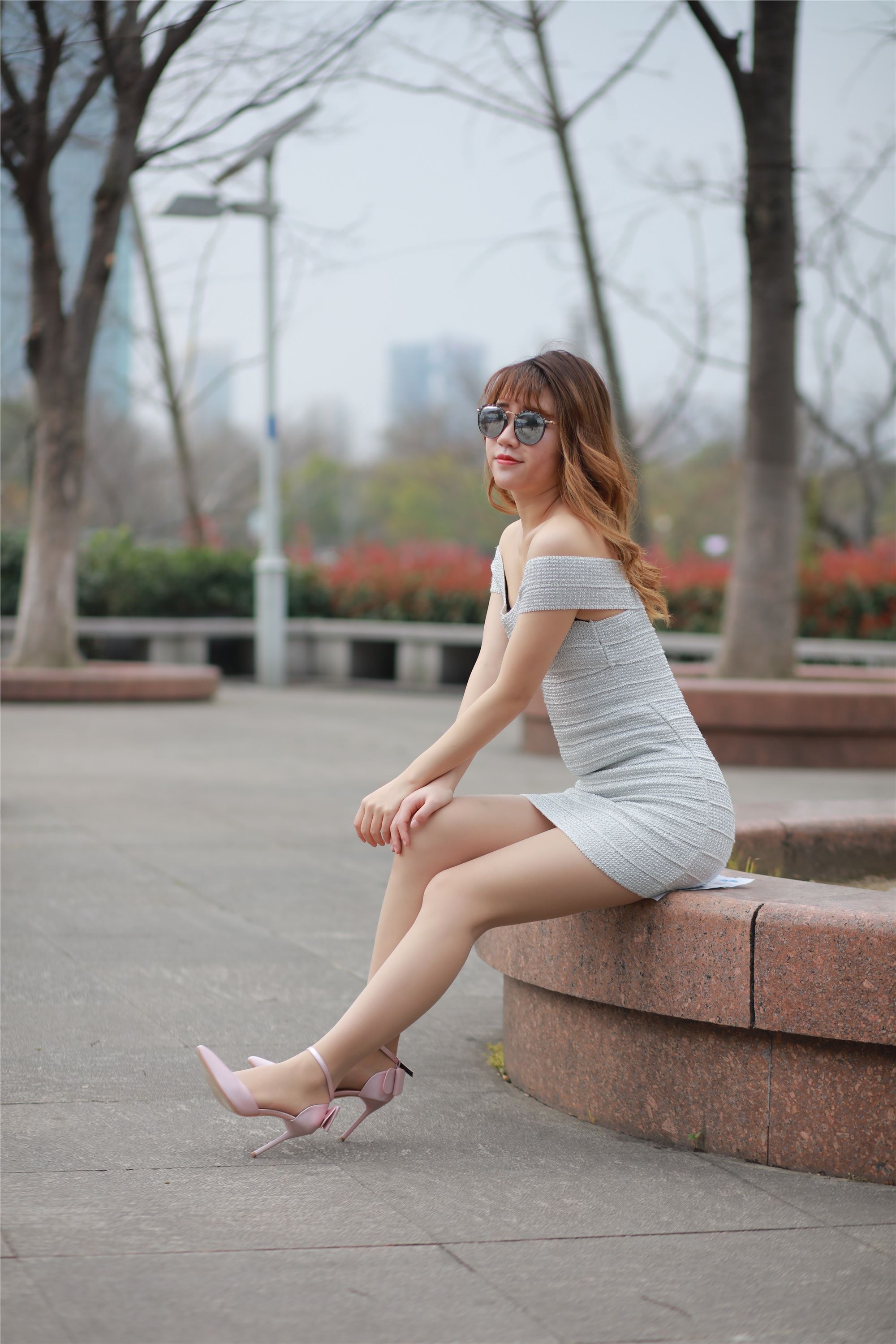 奈丝写真 NO.088 高高 闲逛小公园